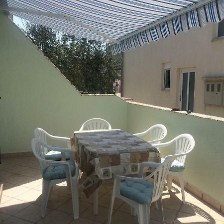 Obiteljski Apartman Filip U Blizini Plaze Za Djecu New Translation Exteriér fotografie
