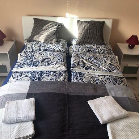 Obiteljski Apartman Filip U Blizini Plaze Za Djecu New Translation Exteriér fotografie